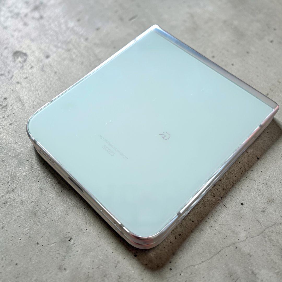 Galaxy Z Flip5 本体 SCG23 国内版 ミント 256GB