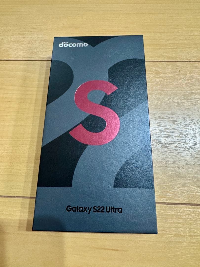 美品 Galaxy s22 ultra バーガンディdocomo版