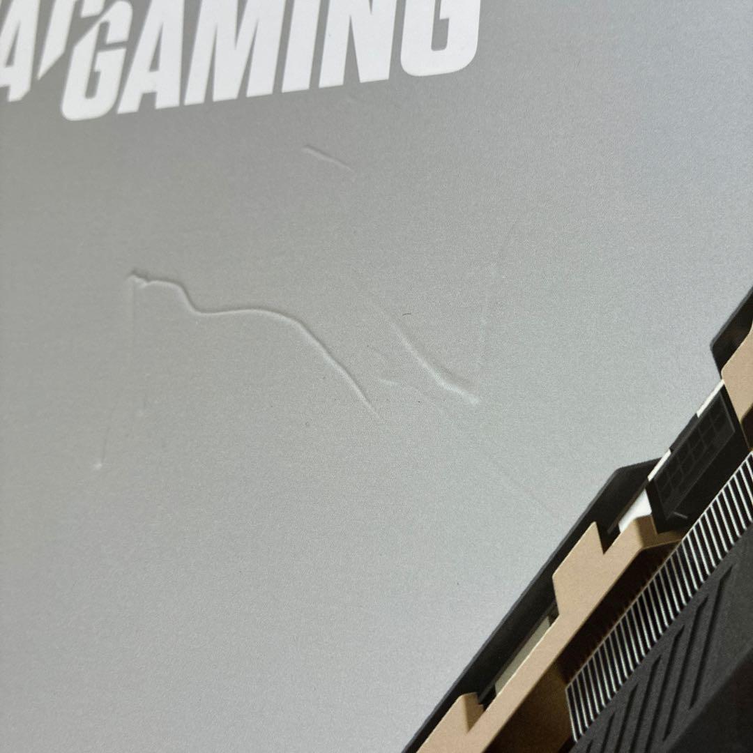 zotac 5090 ヒートシンク　ファン　など