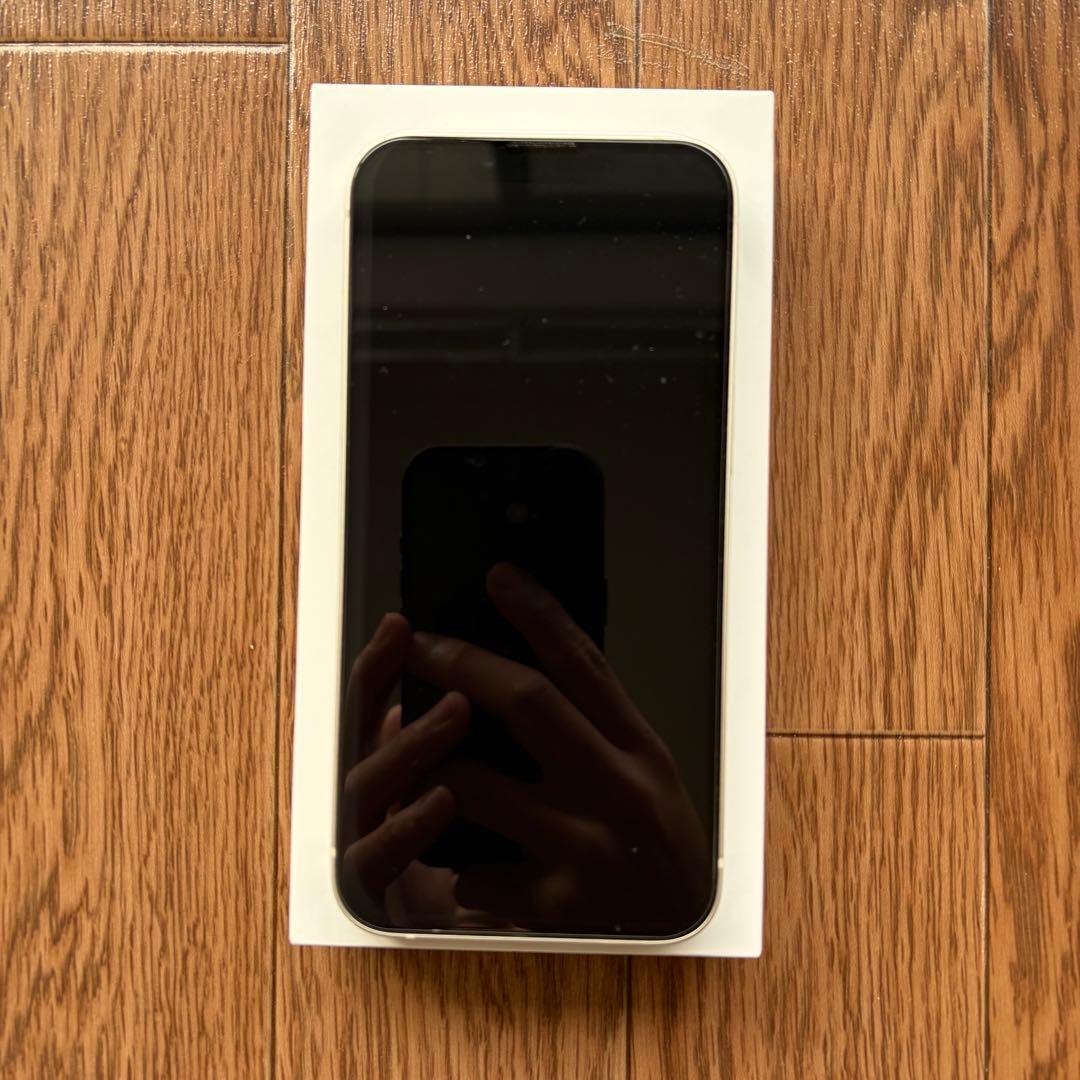 Apple iPhone 13 ホワイト 256GB 87%