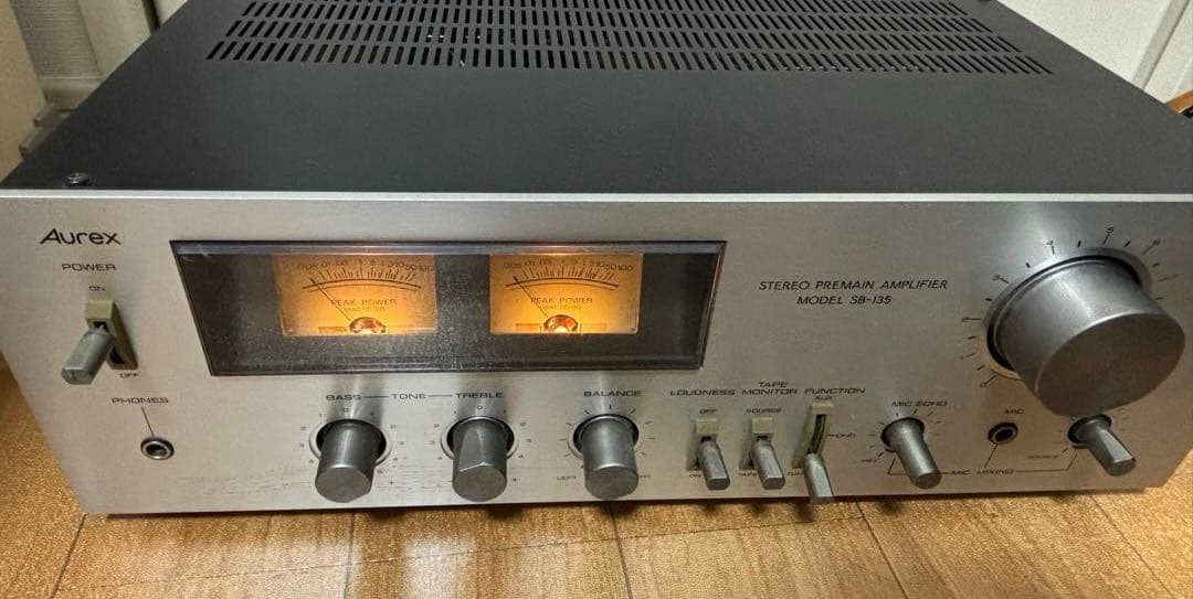 通電確認済み Aurex 東芝 SB-135 プリメインアンプ 現状渡し