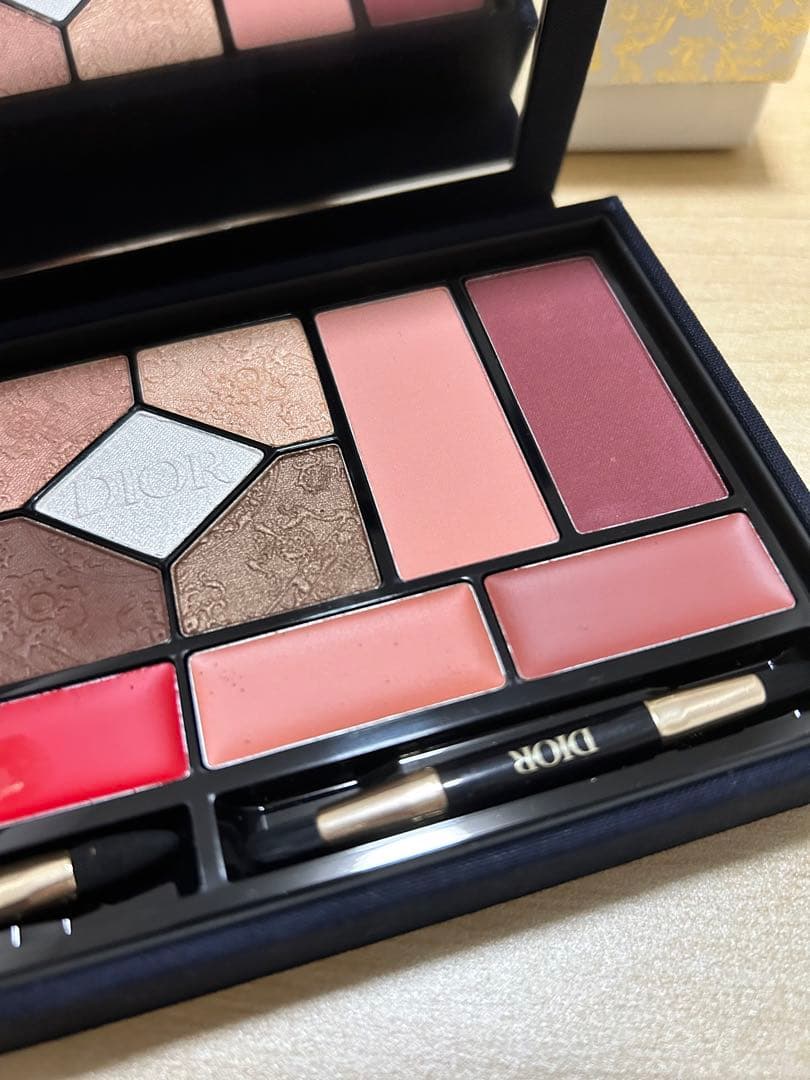 【美品】ディオールDior アイシャドウパレットリップ 化粧品 デパコス