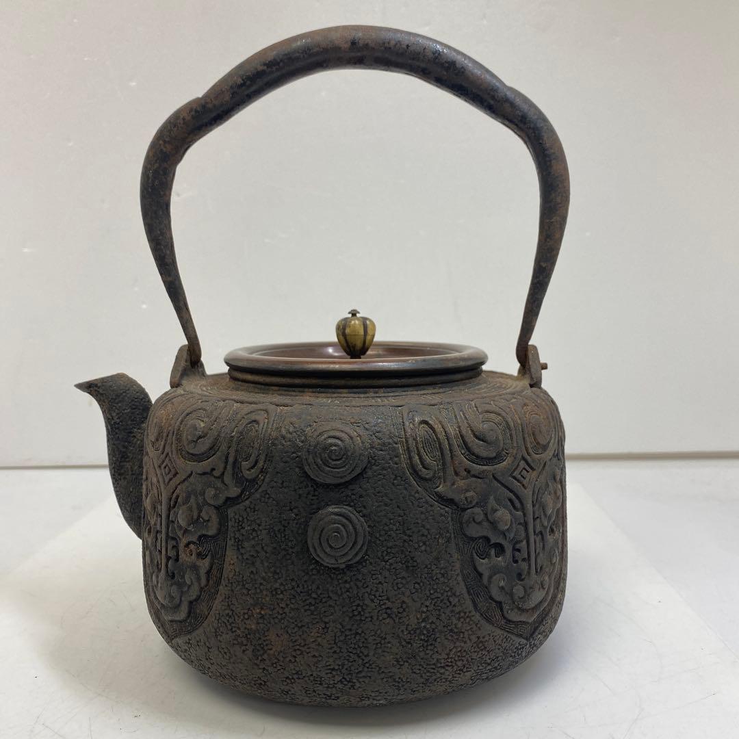 龍文堂　在銘　底に印銘　彫金鉄瓶　トヒチカ　2462g 東S8-0407☆2F