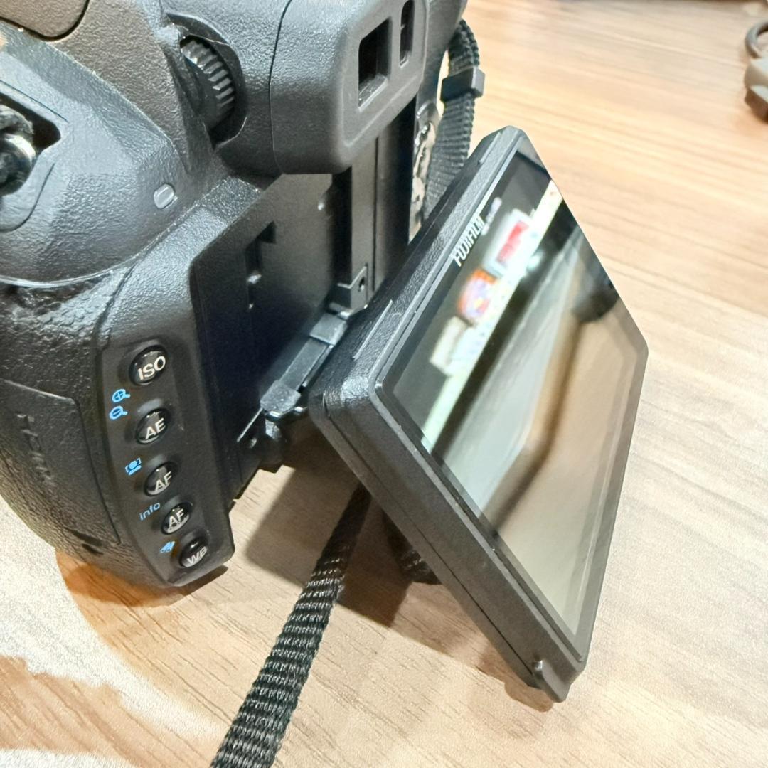 FUJIFILM 富士フイルム FinePix HS10 ネオ一眼 30倍ズーム