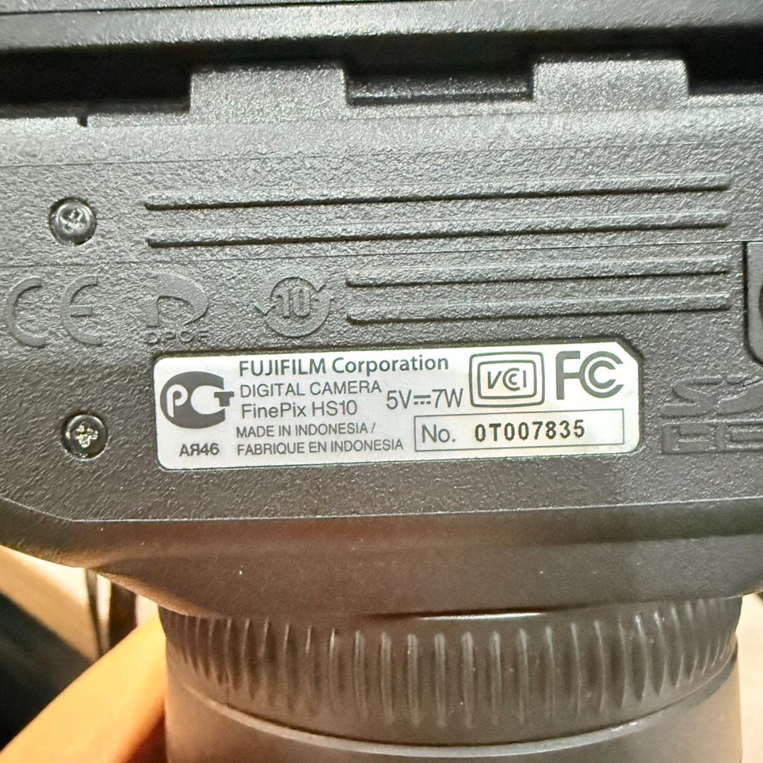 FUJIFILM 富士フイルム FinePix HS10 ネオ一眼 30倍ズーム
