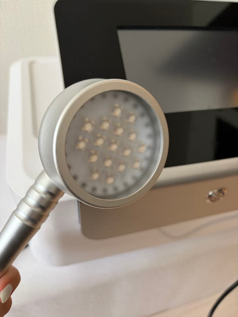最新 メラニンケア ドールピンク エステ機器
