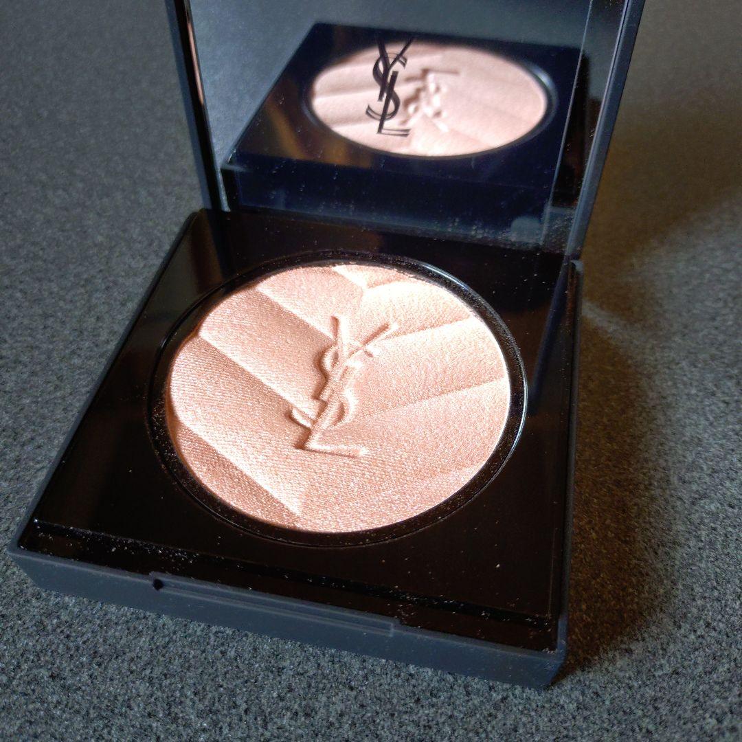 YSL オールアワーズ ハイパールミナイザー 03