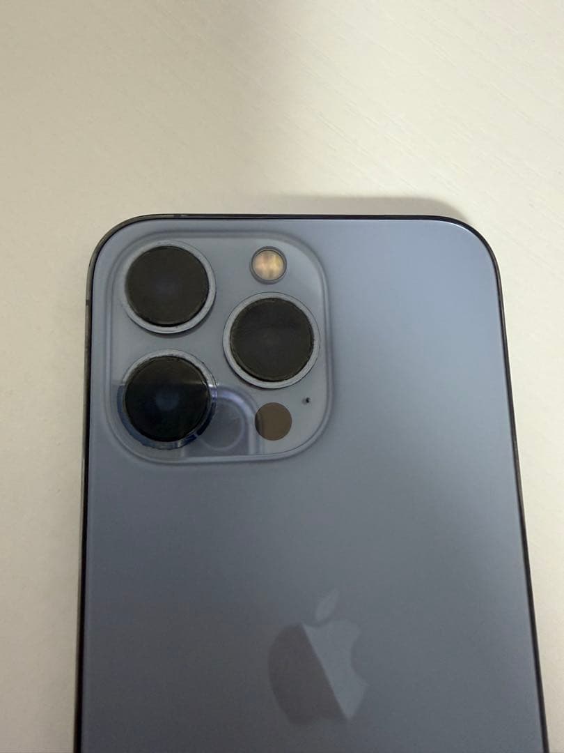 Apple iPhone 13 青 本体