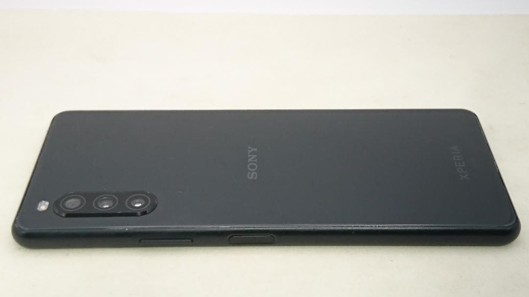 SONY Xperia 10 ll au SOV43 ブラック