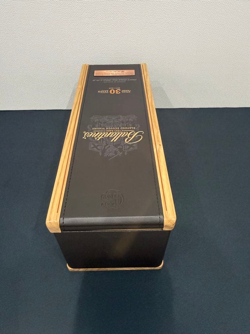 【未開封】Ballantine’s バランタイン 30年 箱付き