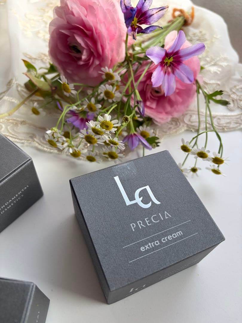 La PRECIA extra cream 30g 11,000円