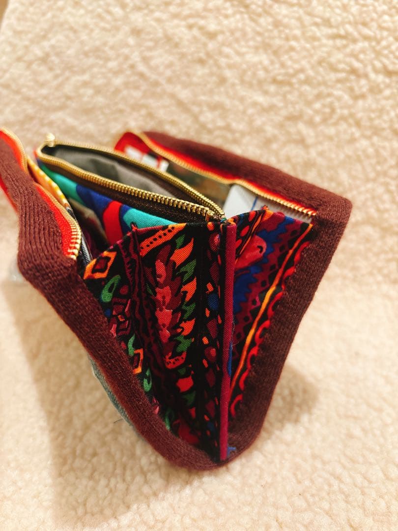 ハンドメイド L字ファスナー 長財布 DD缶バッジ付き☆。.:＊・゜