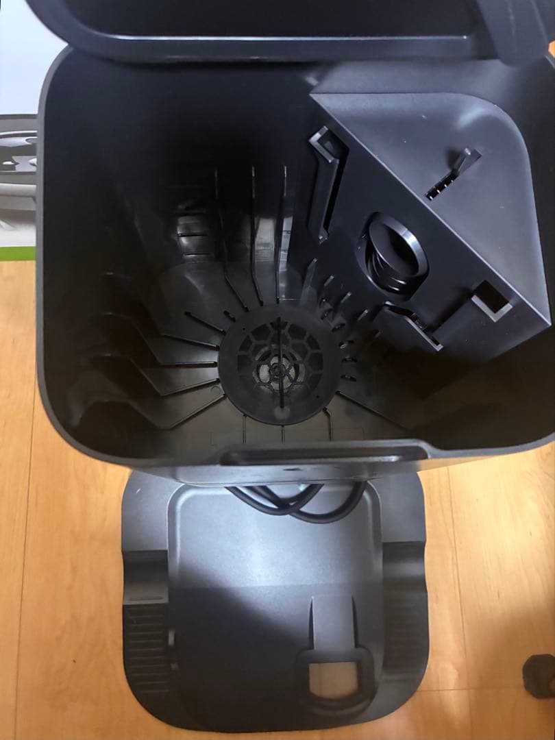 【ほぼ未使用】 iRobot ルンバ i7+ roomba