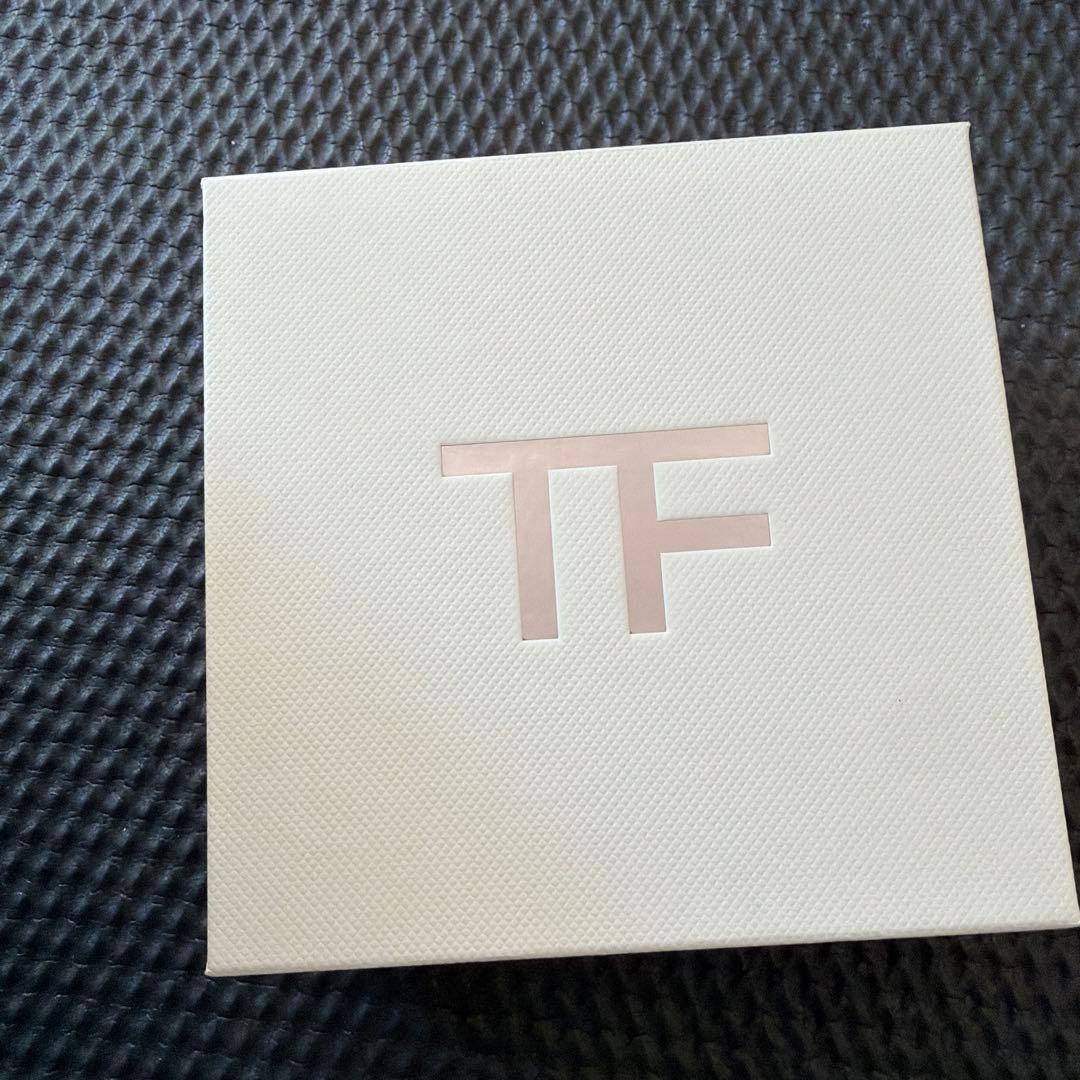 新品未使用　50ml TOM FORD 香水　OUD WOOD