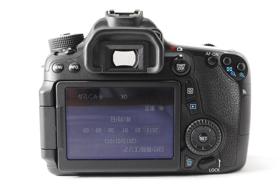 美品 キャノン Canon EOS 70D ボディ 一眼レフカメラ