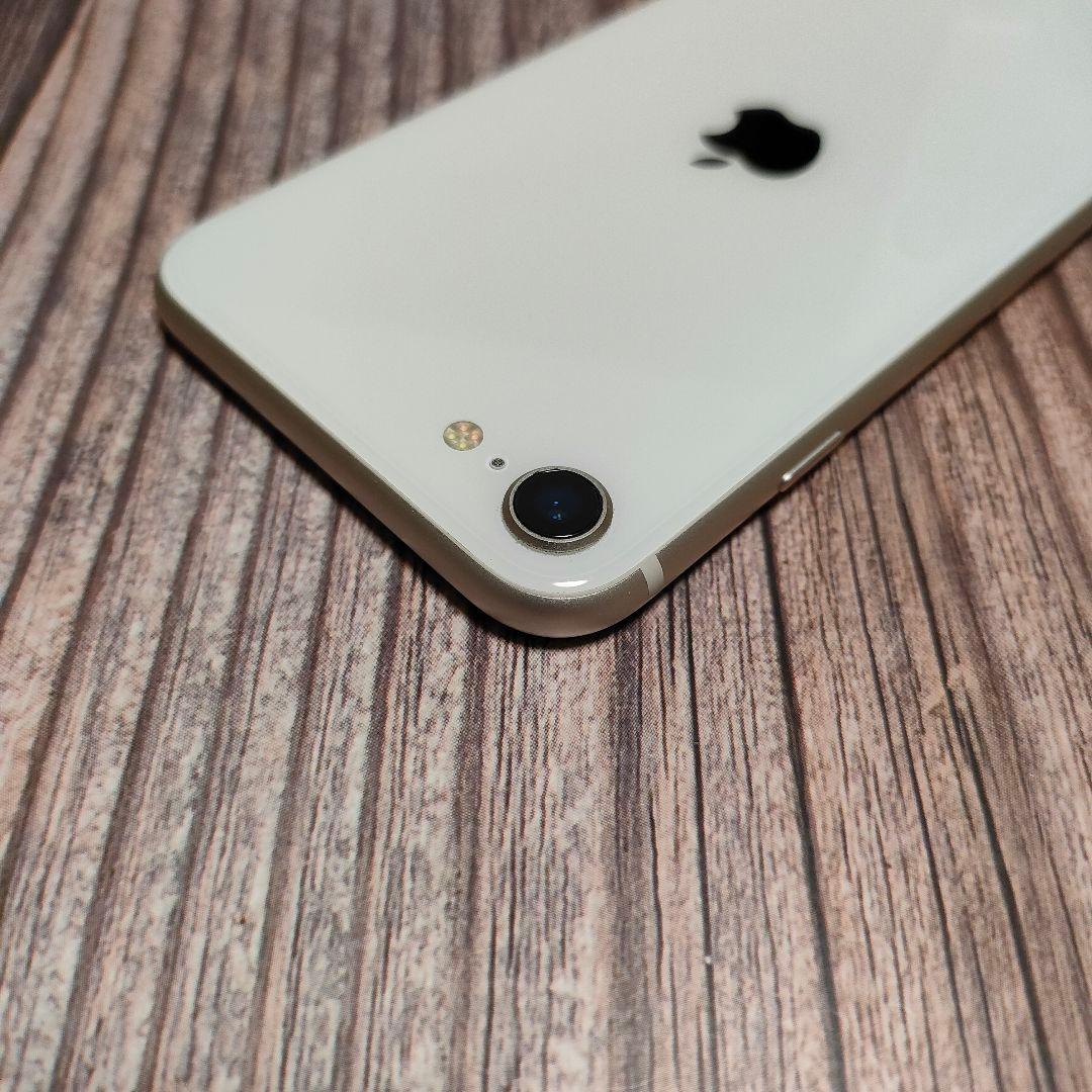 iPhone SE 第3世代 64GB 美品 バッテリー88%
