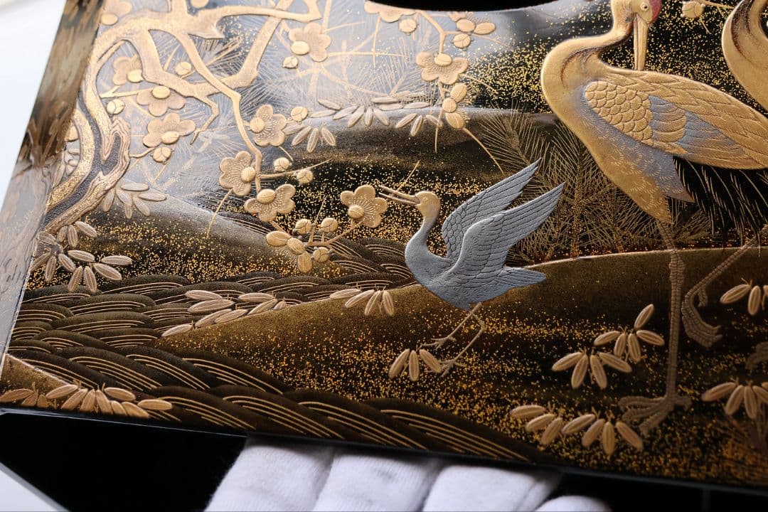 【CM458】加賀蒔絵 松竹梅 双鶴 親子鶴 流水 金銀蒔絵 三宝台 黒塗 梨地
