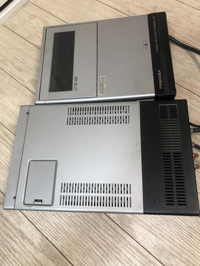 TOSHIBA 東芝 ベータビデオβ レコーダー V-B5 チューナーTT-B5