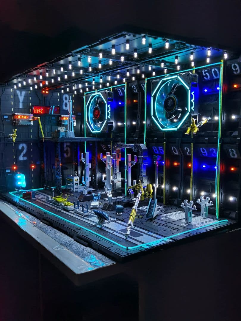 LEDライト付き近未来的ディスプレイ