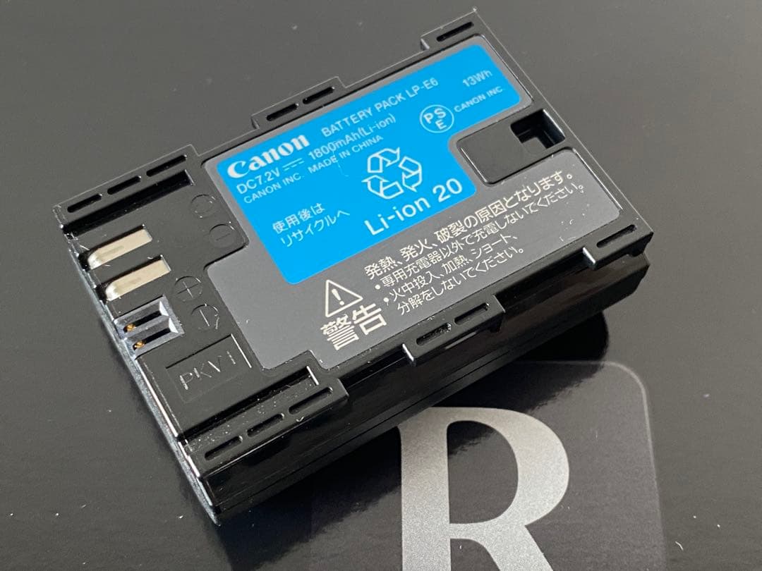 EOS R7 ボディ