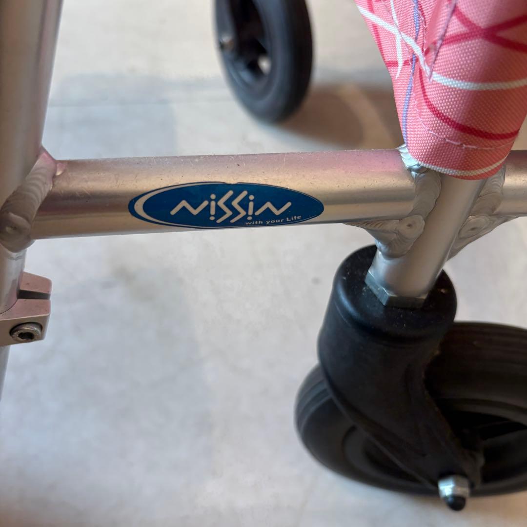介助用アルミ製 超軽量車いす 座幅40cm PM-Lピンク