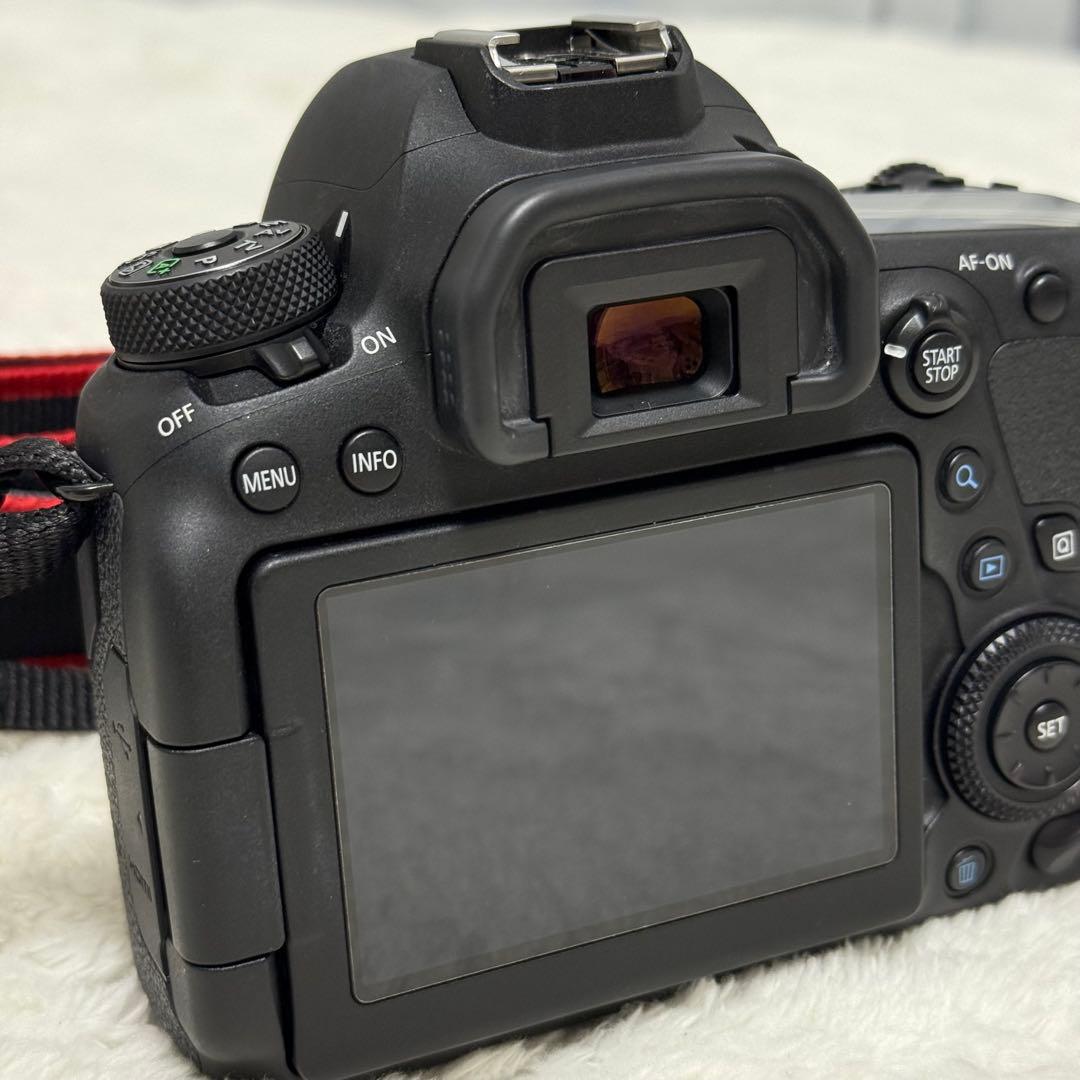 Canon EOS 6D mark Ⅱ カメラボディ