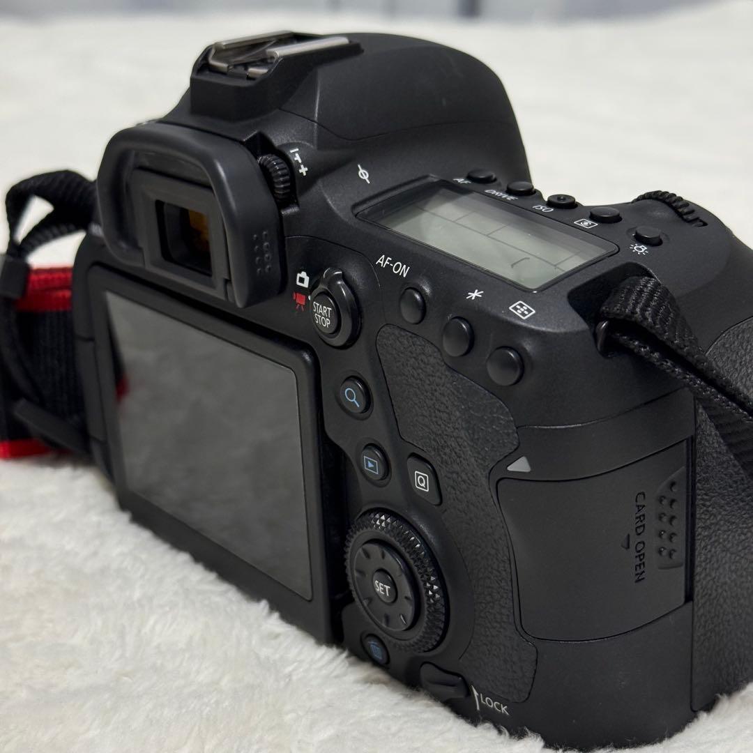 Canon EOS 6D mark Ⅱ カメラボディ