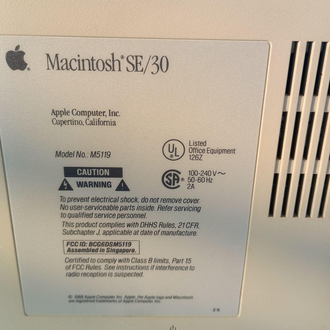 や*ゅ様 3062)マッキントッシュMacintosh SE/30 M5119