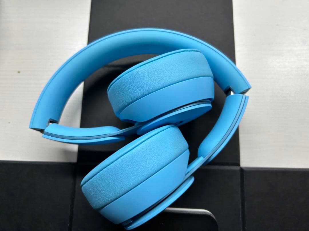 beats by dr.dre Solo Pro 水色