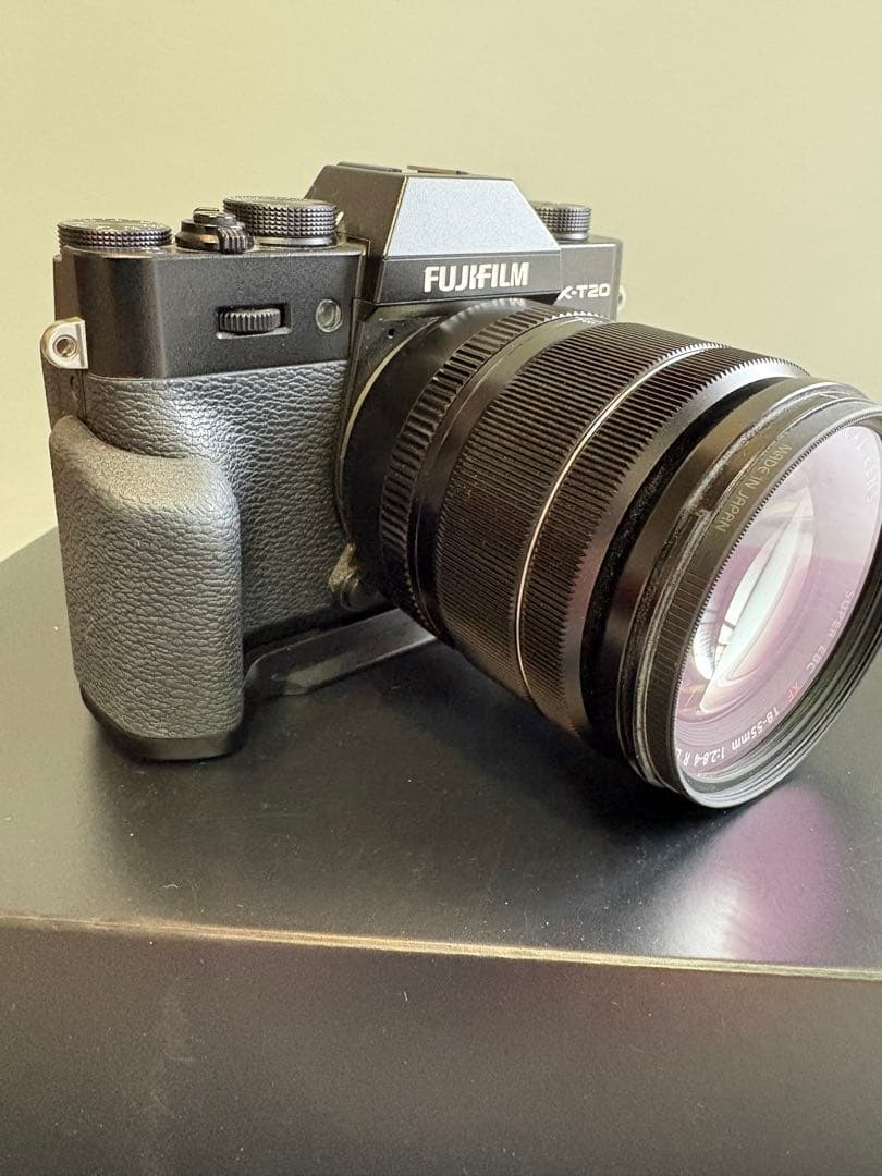 極美品 X-T20 XF18-55mmレンズキット 純正グリップ 予備電3個付