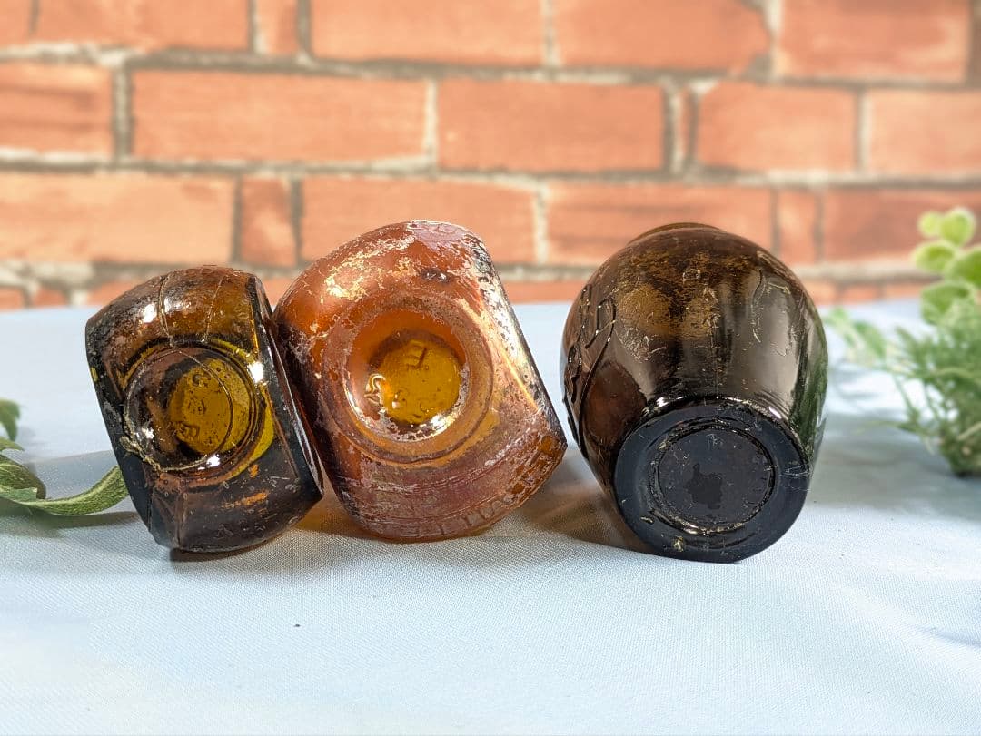 イギリスアンティークガラスボトル3本セットBOVRIL Virol レア
