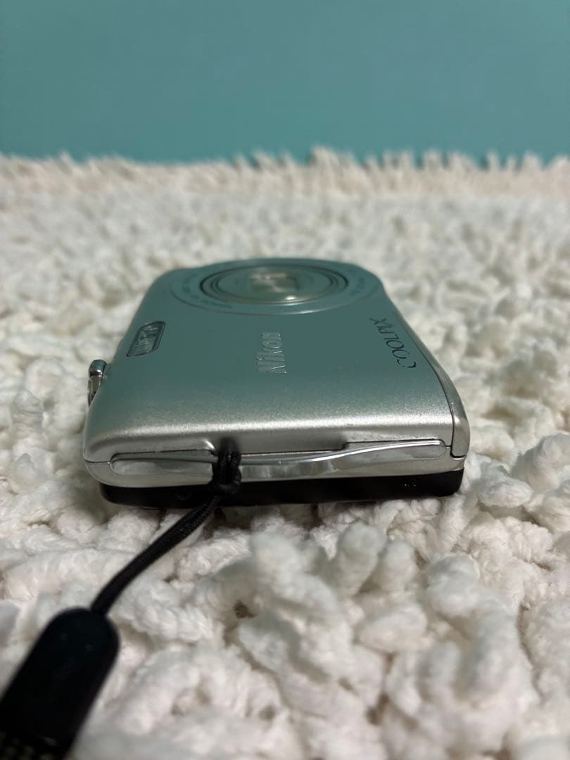 Nikon COOLPIX S3300 シルバー　A