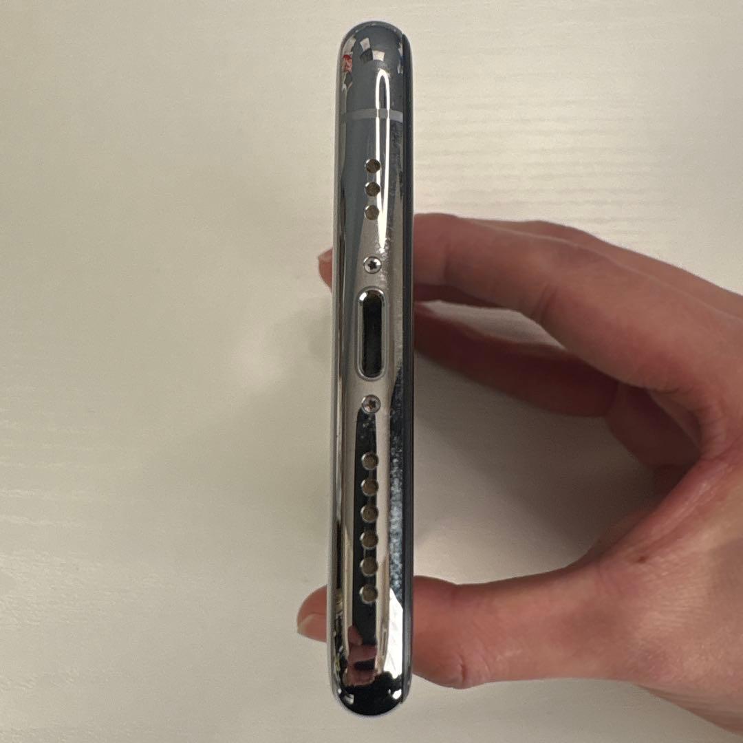 iPhone XS 64GB シルバー SIMフリー 動作良好 箱あり