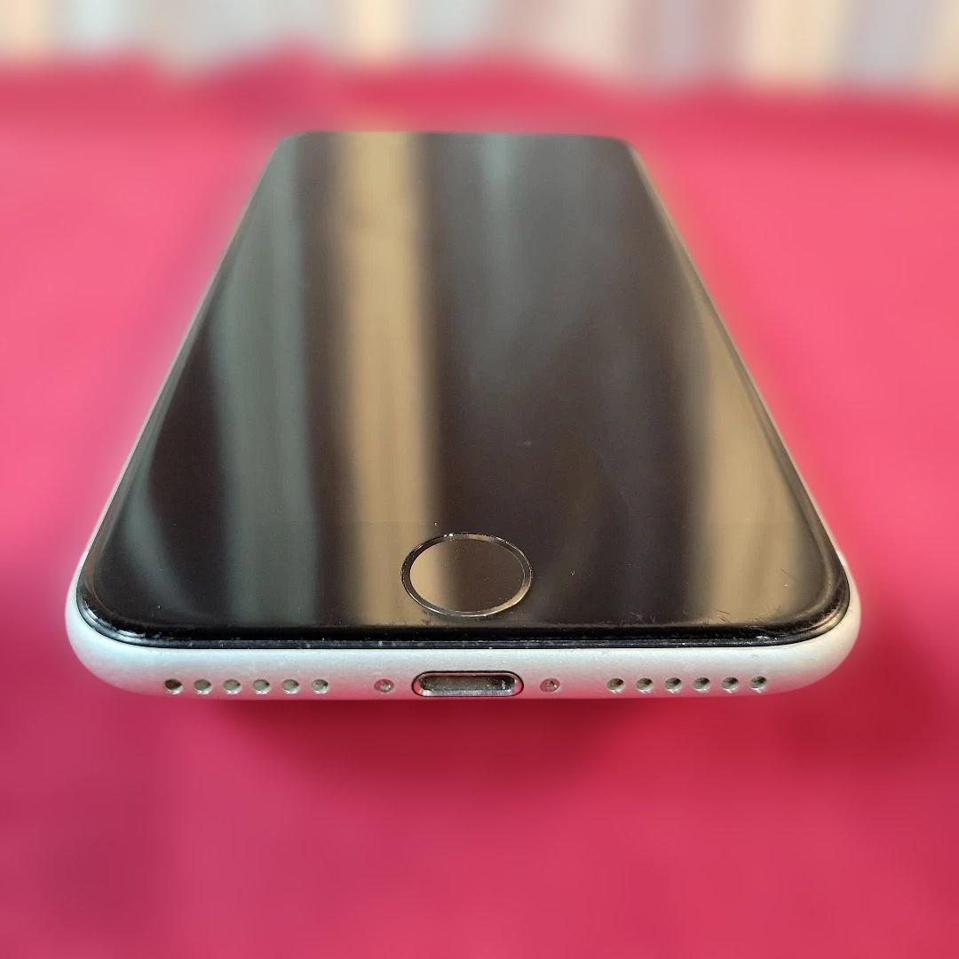 iPhone SE (第2世代) 64GB ホワイト シム解除済み動作品