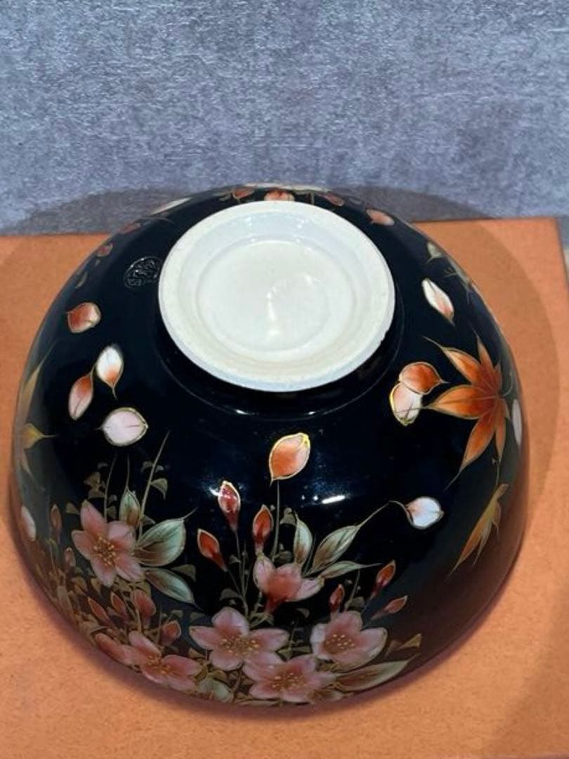 【とうあん】桜柄 茶碗 黒地 金彩 白桜 / 抹茶碗 小鉢 和食器