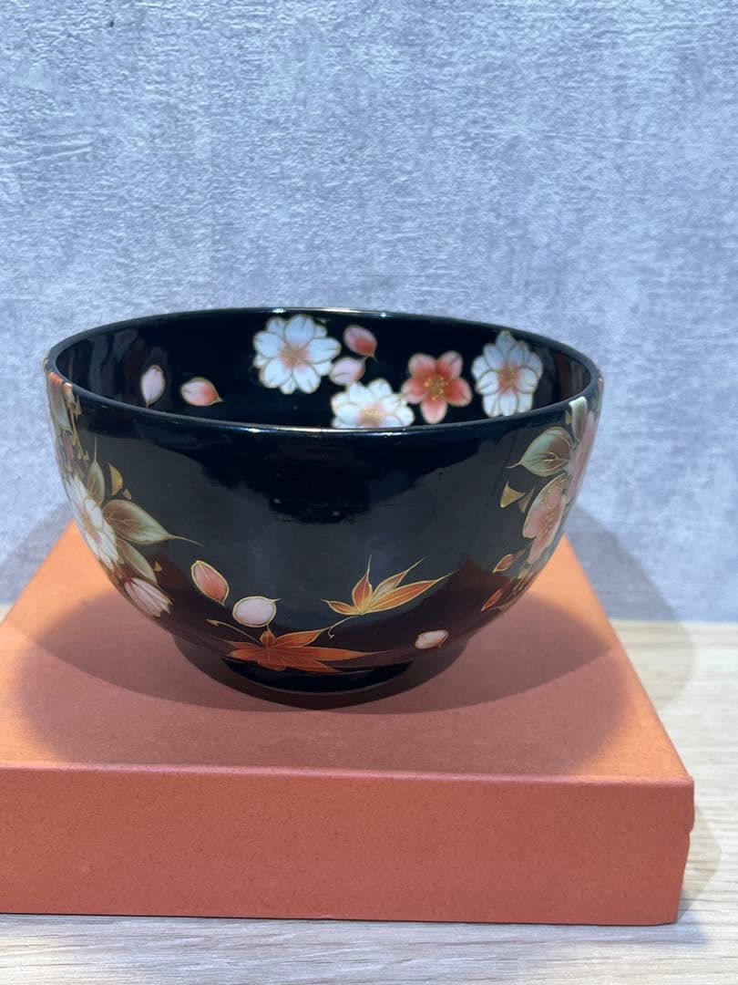 【とうあん】桜柄 茶碗 黒地 金彩 白桜 / 抹茶碗 小鉢 和食器