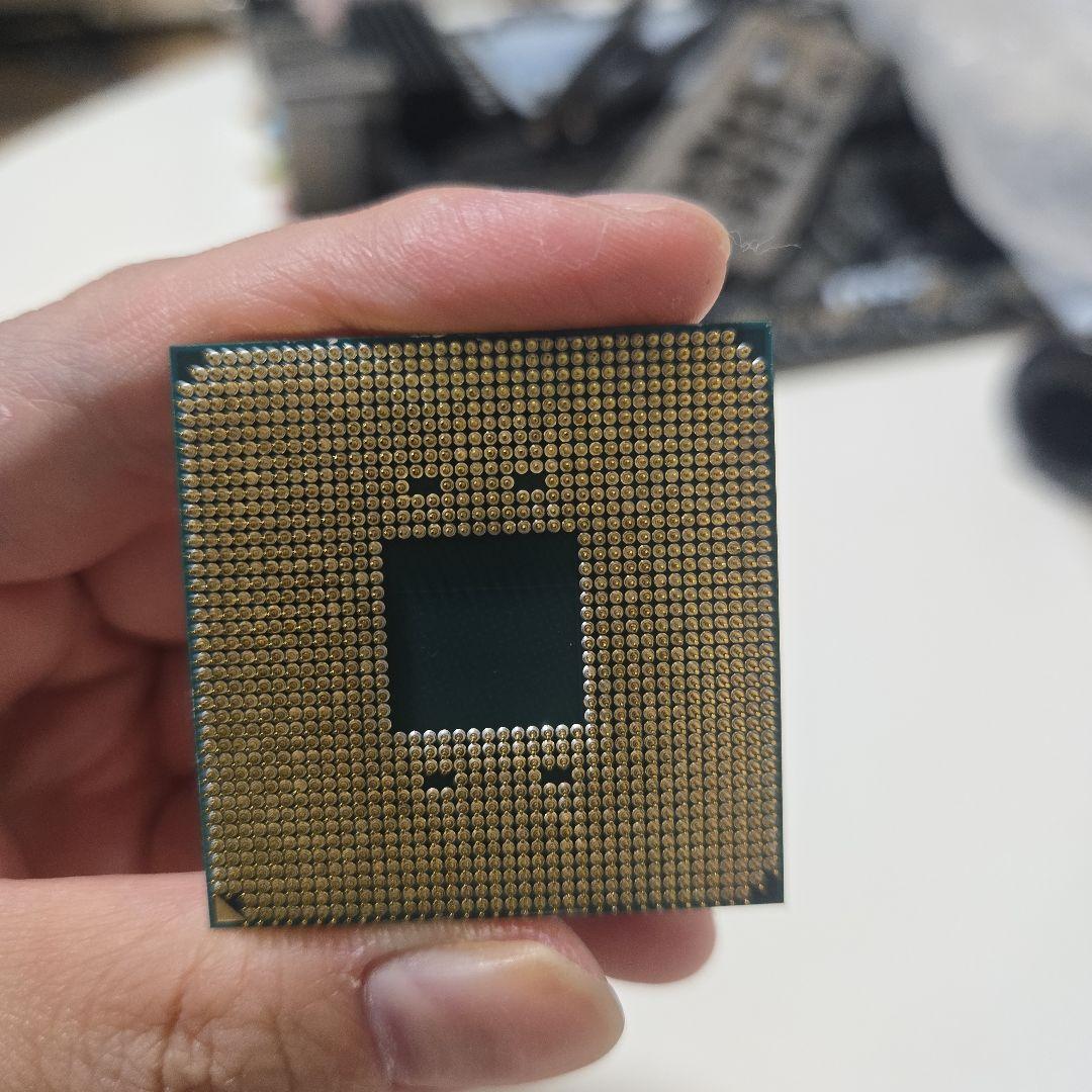 CPU AMD Ryzen 5 5600X CPU