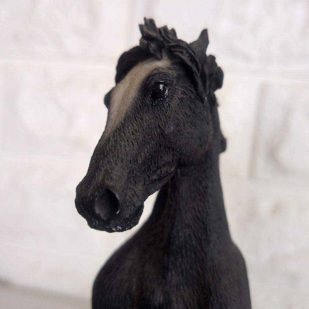 イタリア製 馬のフィギュア