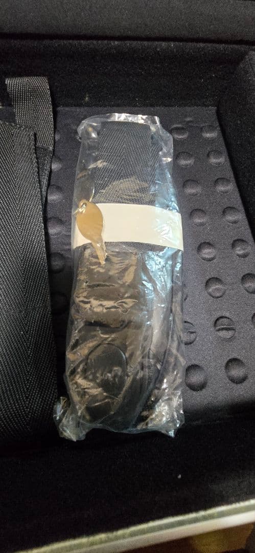 美品　アルミ製　アタッシュケース　鍵付