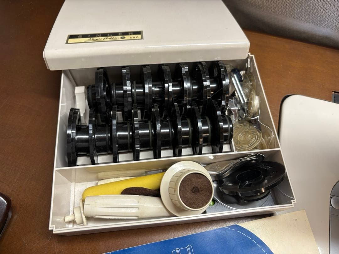 アンティーク　SINGER 690 ミシン付き文机
