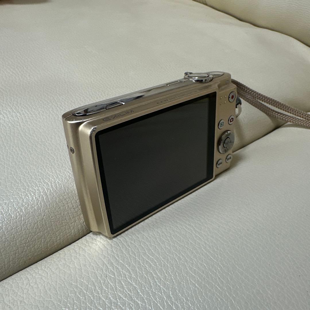 美品/CASIO EXILIM EX-Z400コンパクトデジタルカメラ ゴールド