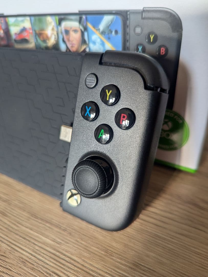 GAMESIR X2 PRO コントローラー