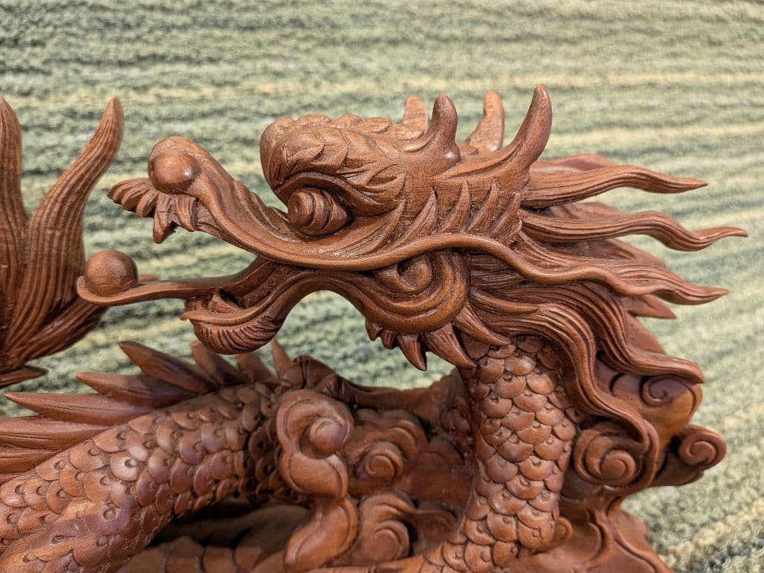 1719木製一刀彫り双龍向かい置物A15、 中国製木彫双龍置物、美術工芸品、