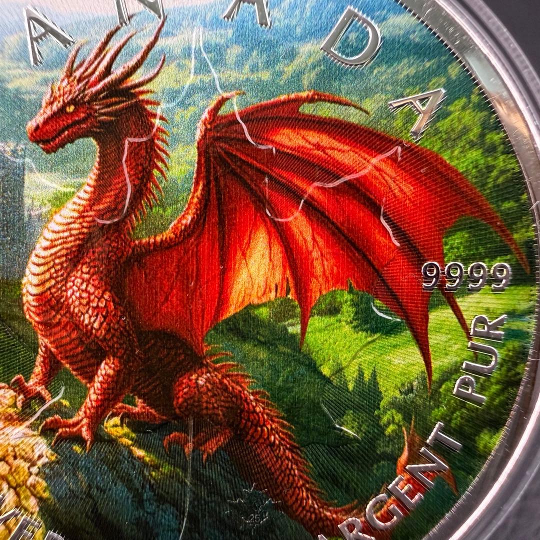 メイプルリーフ 銀貨 カラー レジェンドドラゴン ウェールズ 1オンス 1oz