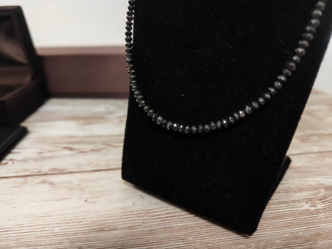 ブラックダイヤモンド ネックレス K18WG 20.0ct 磁気　健康ジュエリー