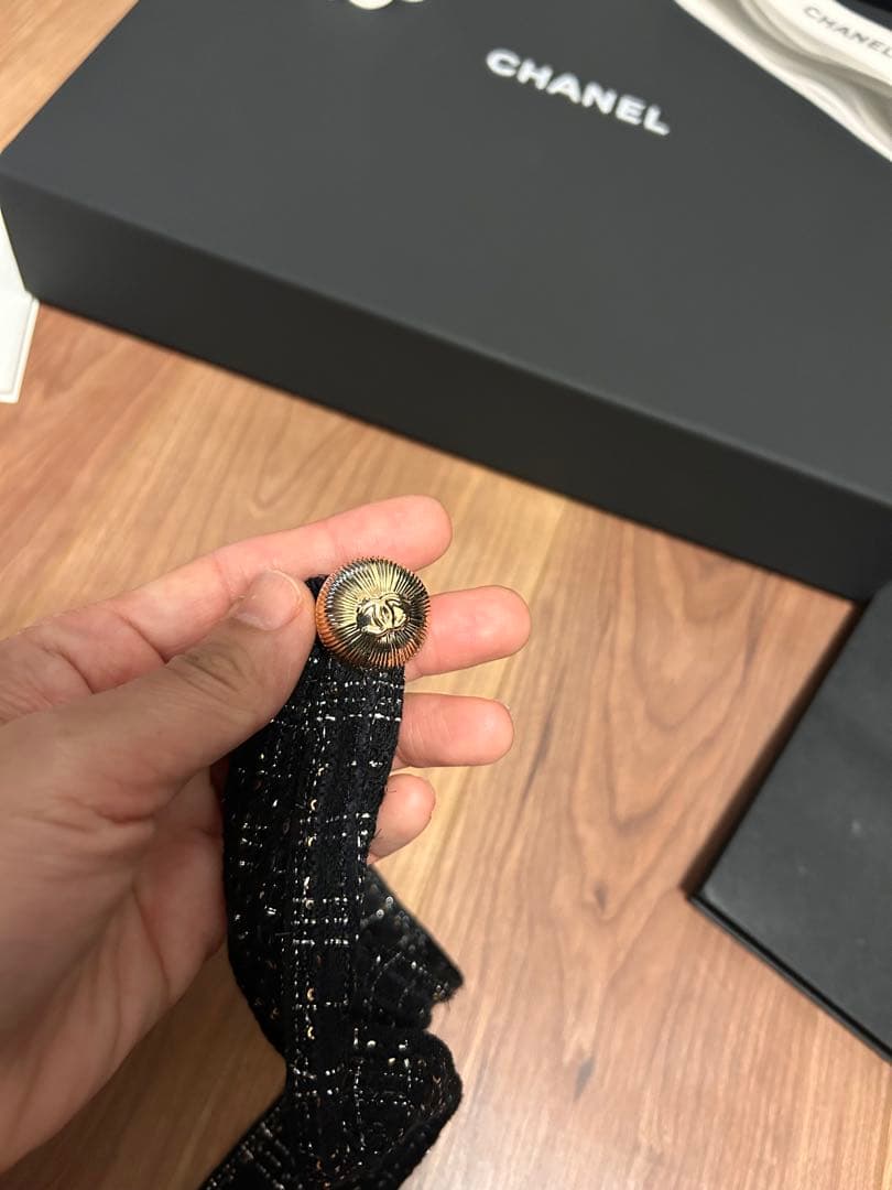 CHANELショッパー、箱、リボン、カメリア、2025年限定ホリデーラッピング