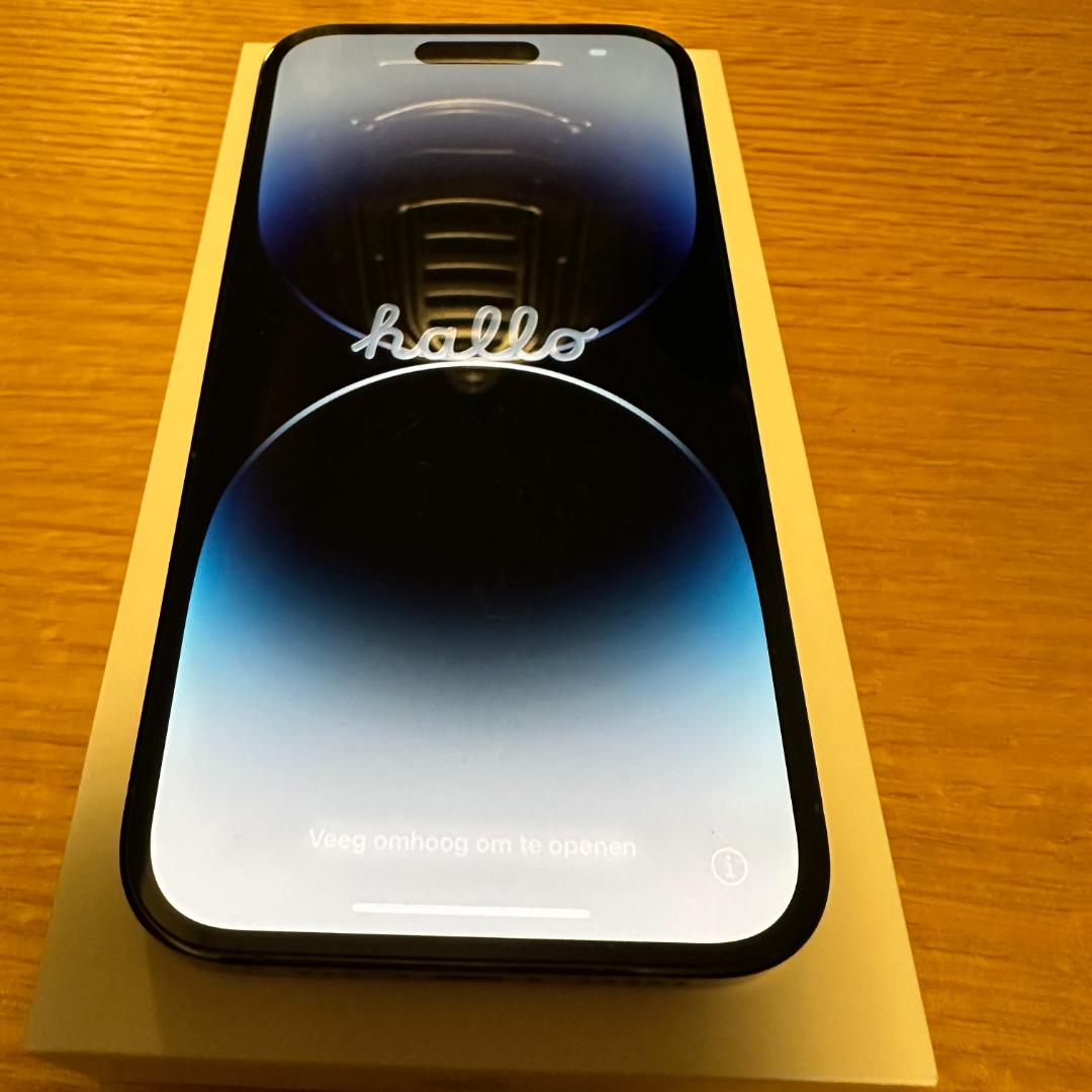 iphone 14 pro 米国版　256 黒　82％