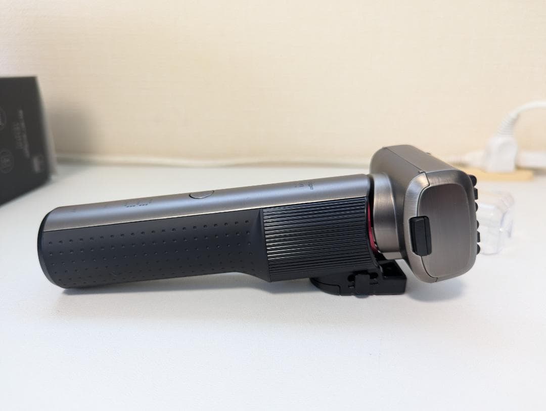 新品 IZUMI シェーバー 6枚刃 IZF-E863R everedge