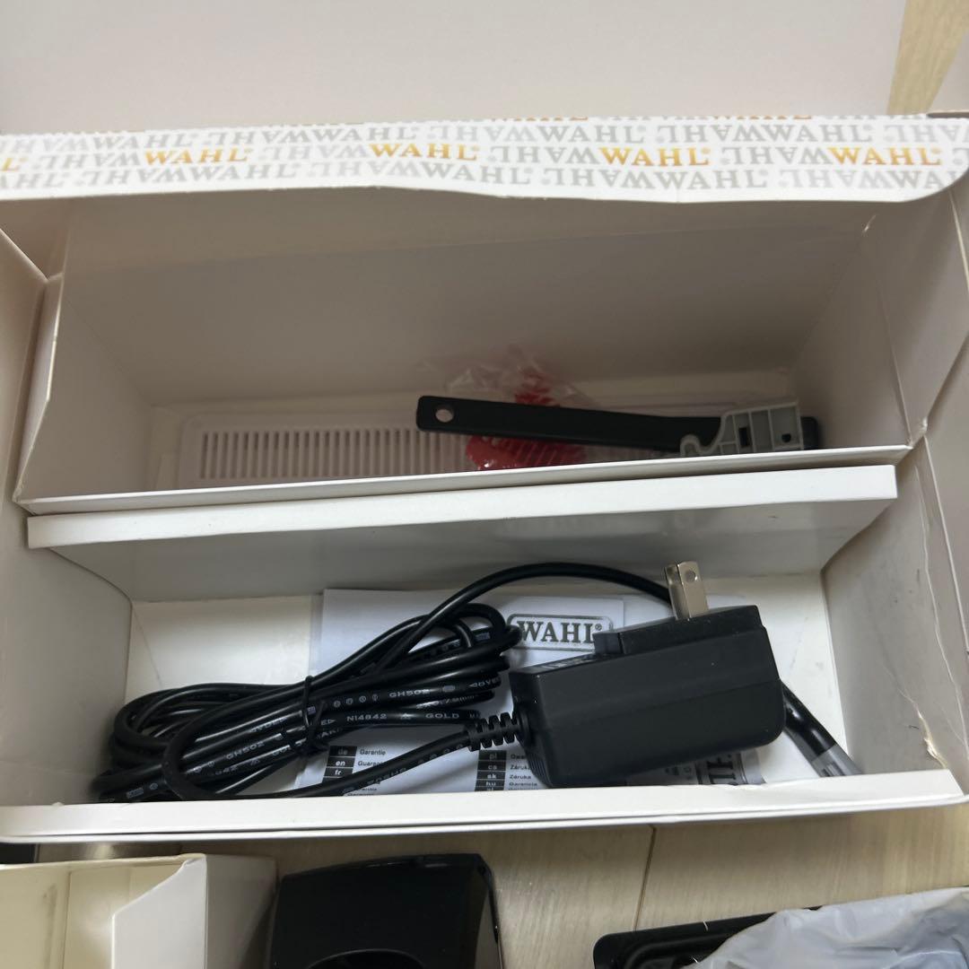 未使用品WAHL5Star ゴールド コードレス ディテイラー Li