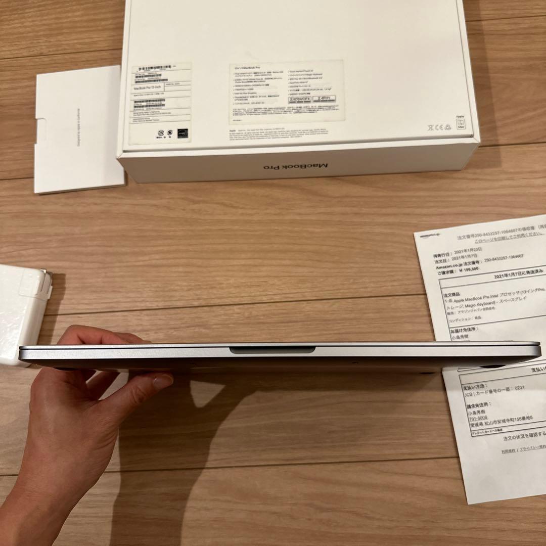 MacBook本体 MacBook pro A2251 16GB 1TB